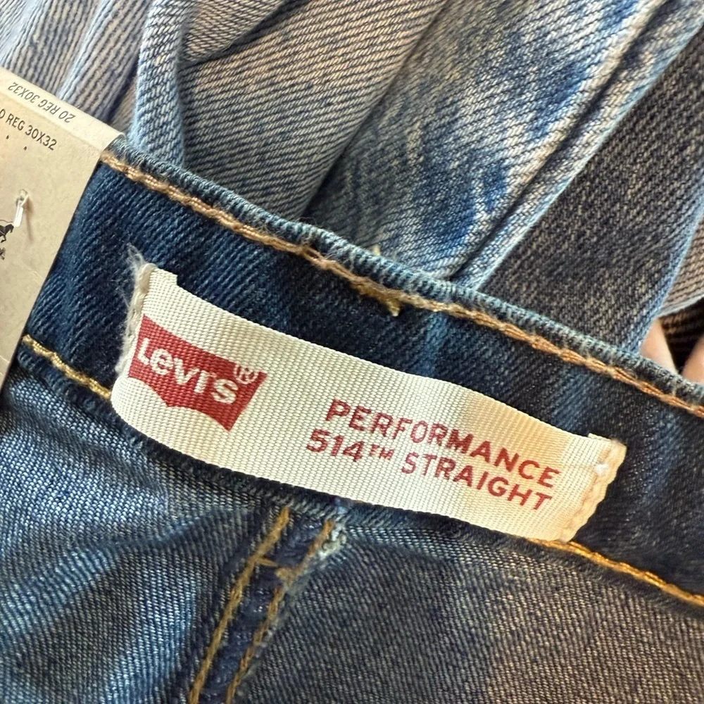 Levi’s 514 Straight Performance Stretch Jeans  NWT size 30 Mens Blue Jeans